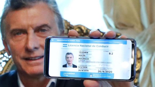 Ya se puede circular con las cédulas verde y azul en el celular