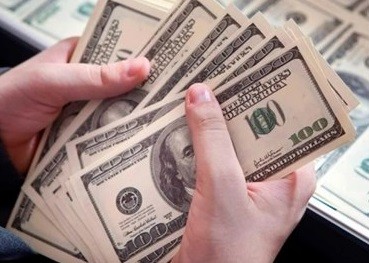 La cotización del dólar blue alcanza su valor más alto en el año