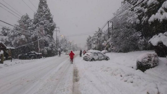 Bariloche: cuando la nieve deja de ser una atracción y se convierte en un problema