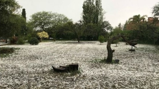 El frío llegó con caída de piedra en seco en las Sierras Chicas y Punilla