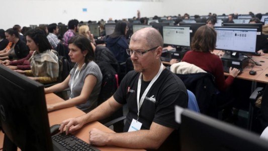 Tras la última prueba del escrutinio, el peronismo renovó las críticas