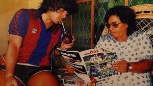 El emotivo homenaje de Diego a Doña Tota en el día de su cumpleaños