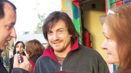 Fue a dar una charla sobre adicciones y denuncian que estaba alcoholizado