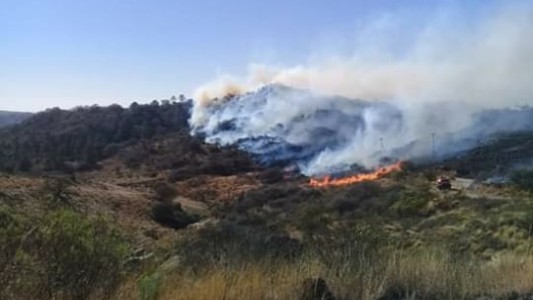 Extinguieron un nuevo incendio en La Calera