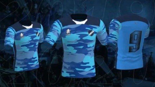 Alvarado retira la camiseta de la polémica: "Similitud con prendas que usan fuerzas de seguridad"