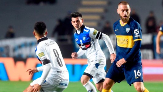 Daniele De Rossi hizo todo bien, Boca hizo todo mal: perdió por penales ante Almagro
