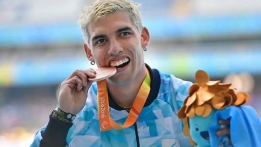 Asaltan la casa de un deportista paralímpico, atan a las niñas y se sientan a cenar