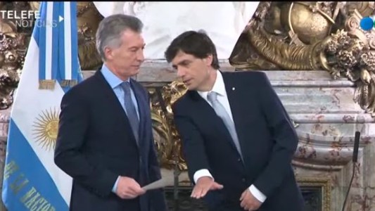 Macri le tomó juramento a Hernán Lacunza, quien asumió como nuevo Ministro de Economía