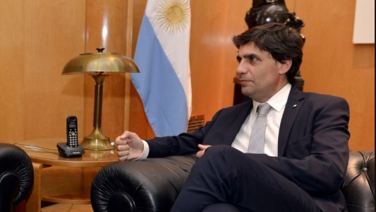 Lacunza: "No permitiremos una corrida irracional, para eso están las reservas"