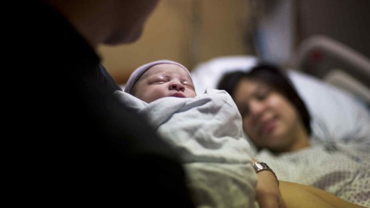 La terrible historia de la mujer a la que se le murió su hijo recién nacido deshidratado sin que se diera cuenta