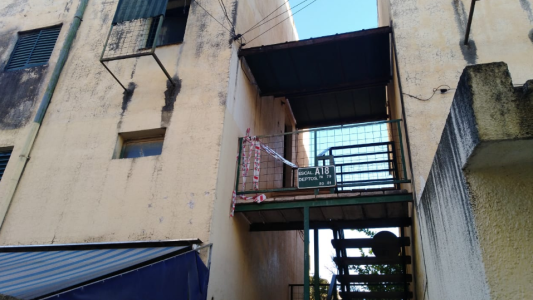 Encuentran muerta a una pareja en barrio Ejército Argentino