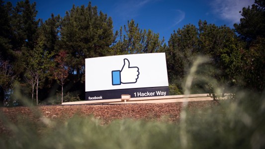 Facebook filtró los números de teléfono de 400 millones de cuentas