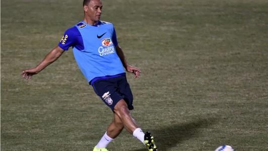 Murió el hijo de Cafú cuando jugaba al fútbol en su casa de San Pablo