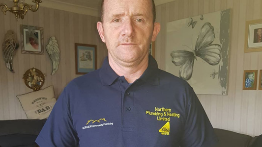 LO + VISTO 2020: El plomero que se volvió viral por la increíble tarifa que le cobró a una abuelita de 91 años con cáncer terminal