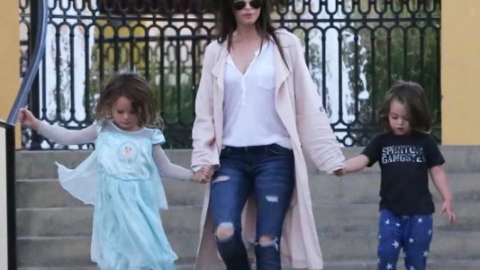 Megan Fox explicó porque deja que su hijo vaya vestido de princesa a la escuela