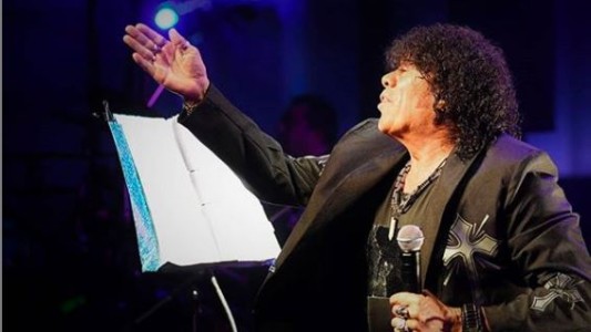 VIDEO: la "Mona" Jiménez se tiró al agua para festejar la primavera