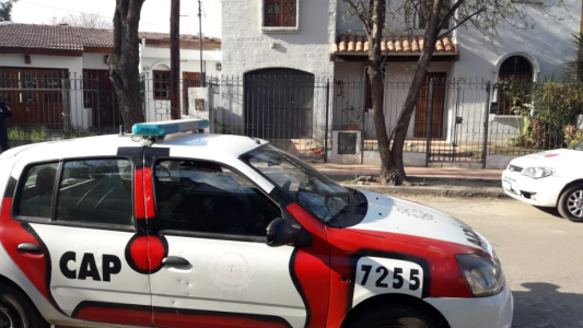 Un oficial de policía mató a un presunto ladrón que había ingresado a su casa en Villa Revol