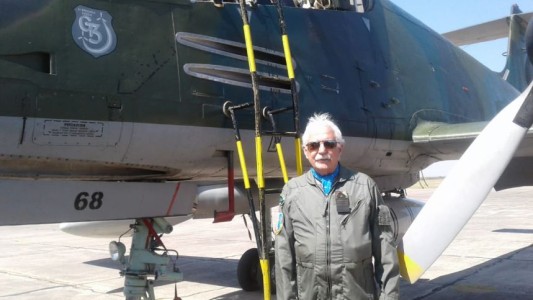 Pucará: Historias de hombres con sus vidas unidas a un avión que hizo historia
