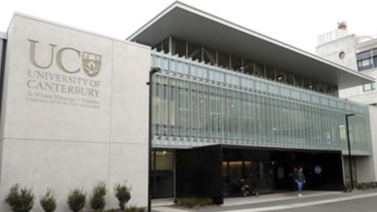 Nueva Zelanda: un estudiante murió en la habitación de su universidad y lo encontraron dos meses después