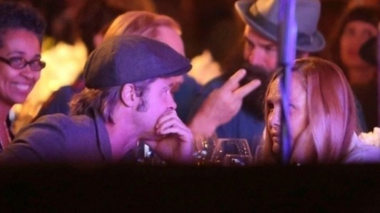 Brad Pitt y Sat Hari Khalsa: las fotos que aumentan los rumores del romance