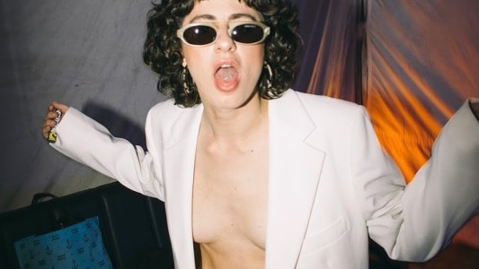 Marilina Bertoldi: festival de rock, pechos al aire, censura y polémica