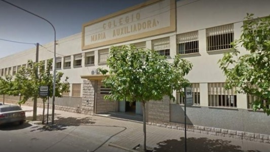 Tiene 9 años y pidió que lo traten como mujer en una clase de ESI en una escuela católica