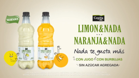 Coca-Cola lanza innovadora combinación de burbujas con jugo de frutas
