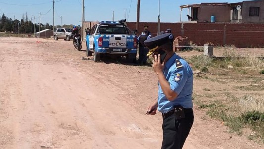 Neuquén: una mujer policía asesinó a su pareja de un tiro en el cuello
