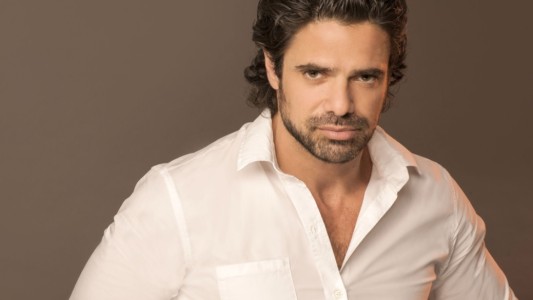 Presentación judicial de Luciano Castro para prohibir la difusión de sus fotos desnudo