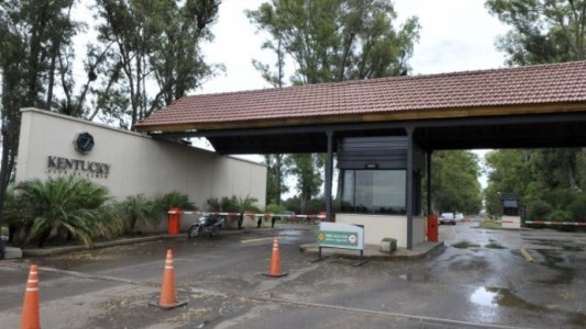 Le robaron un millón de pesos a un empresario cuando salía del country