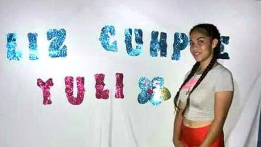 Festejaba su cumpleaños de 15, se golpeó con una ventana y murió