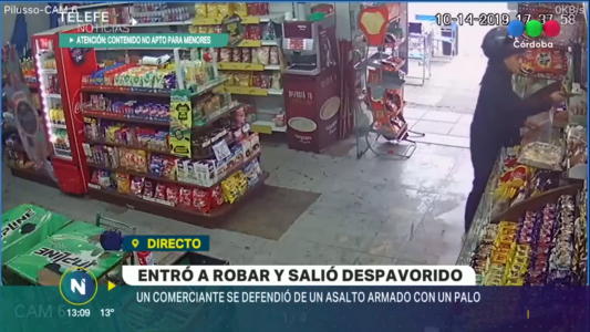 VIDEO: un comerciante se defendió de un asalto armado con un fierro