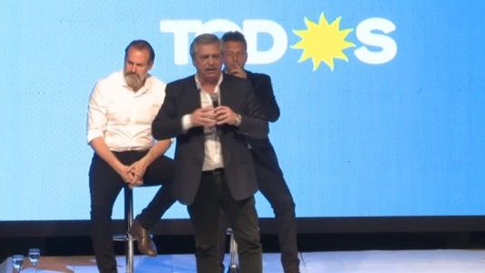 Alberto Fernández en Bahía Blanca: "Macri lo único que supo producir son pobres"