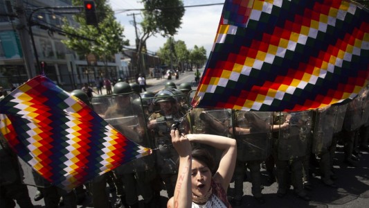 Chile: Denunciaron abusos sexuales de carabineros a mujeres durante el toque de queda