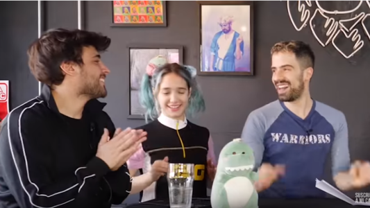 VIDEO: Angela Torres confesó sus habilidades sexuales. Se fue al pasto?