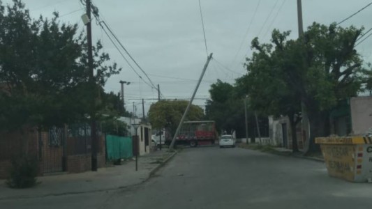 Barrios sin luz por fallas en 10 distribuidores de EPEC