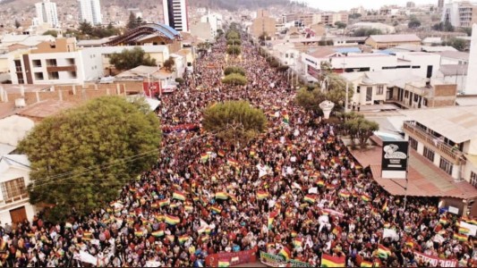 La oposición boliviana pide la renuncia de Evo Morales y nuevas elecciones