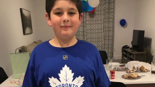 Sus invitados le fallaron en su cumple pero recibió mensajes de todos sus ídolos