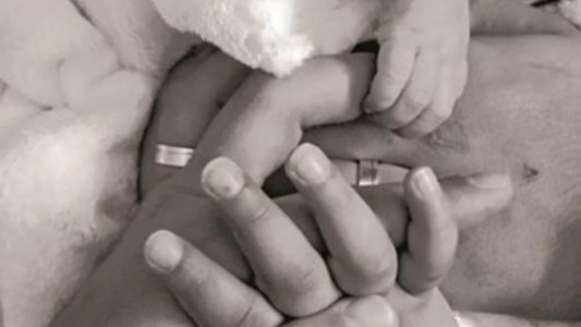 Publicaron la primera foto de Rodrigo, el bebé que nació sin rostro