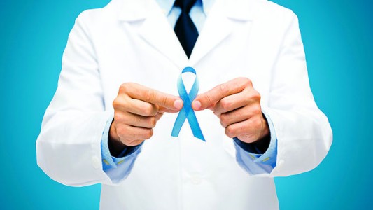 Una nueva terapia para el cáncer de próstata reduce un 25% el riesgo de muerte