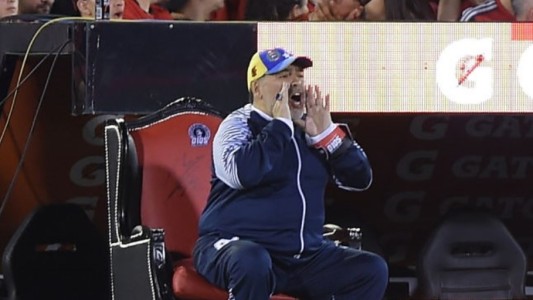En 48 horas Maradona renunció, se despidió y volvió a ser el DT de Gimnasia