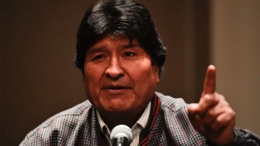 Bolivia: tras el llamado a elecciones, Evo Morales renunció a su candidatura