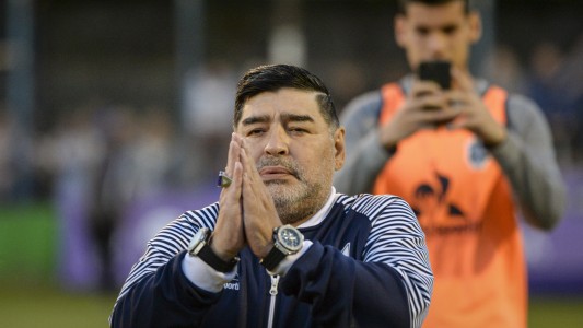 Tras la derrota, Maradona volvió a hablar de su continuidad en Gimnasia: "Hasta junio"