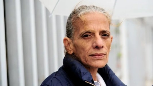 Buenos Aires: se camufló entre adictos para encontrar al asesino de su hijo y está desaparecida