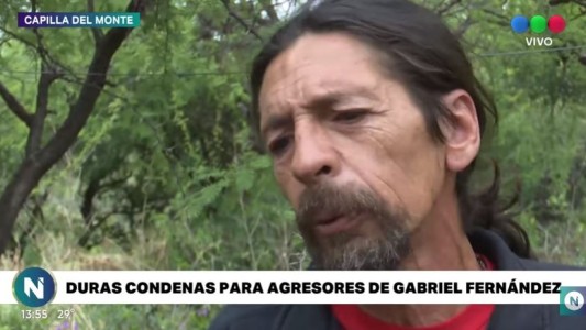 Lo apuñalaron, vejaron y le quemaron la casa por una falsa denuncia de abuso sexual