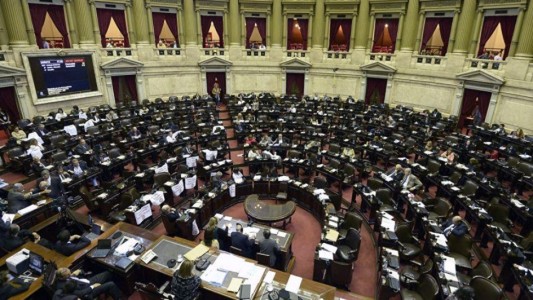 Juran 130 diputados electos y eligen a Sergio Massa como el presidente de la Cámara Baja