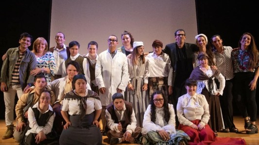 ¡Chapeau! para los cientos de artistas con discapacidad que sorprenden en escena