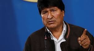 Evo Morales viajó a Cuba y se especula con su posible llegada a la Argentina