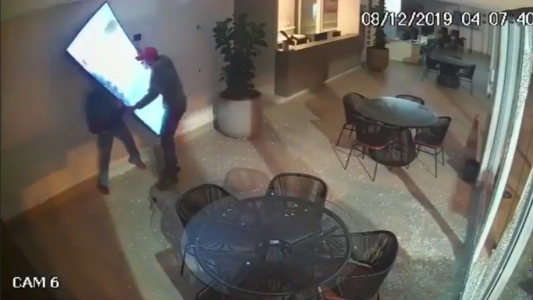 VIDEO: los ladrones más torpes del mundo