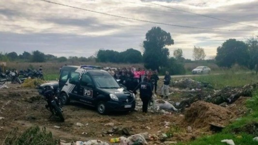 Macabro hallazgo: encontraron un cuerpo compactado en un basural